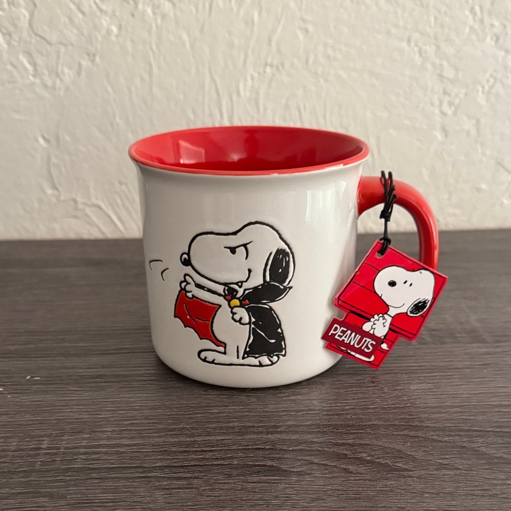 Rare Peanuts Snoopy “Fangtastic” Ceramic Mug
